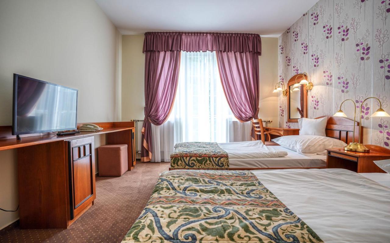 Hotel Erzsebet Hévíz المظهر الخارجي الصورة
