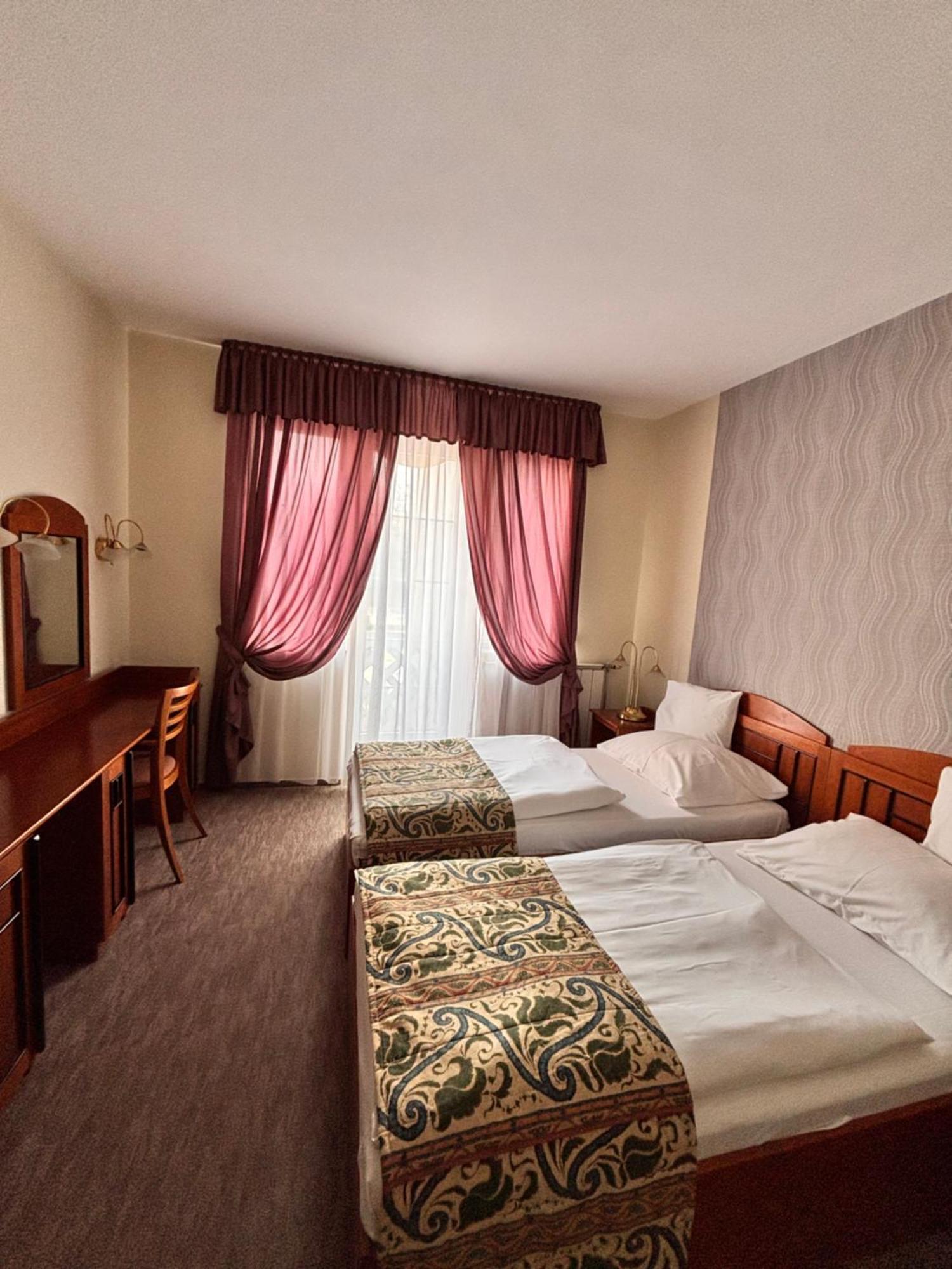 Hotel Erzsebet Hévíz المظهر الخارجي الصورة