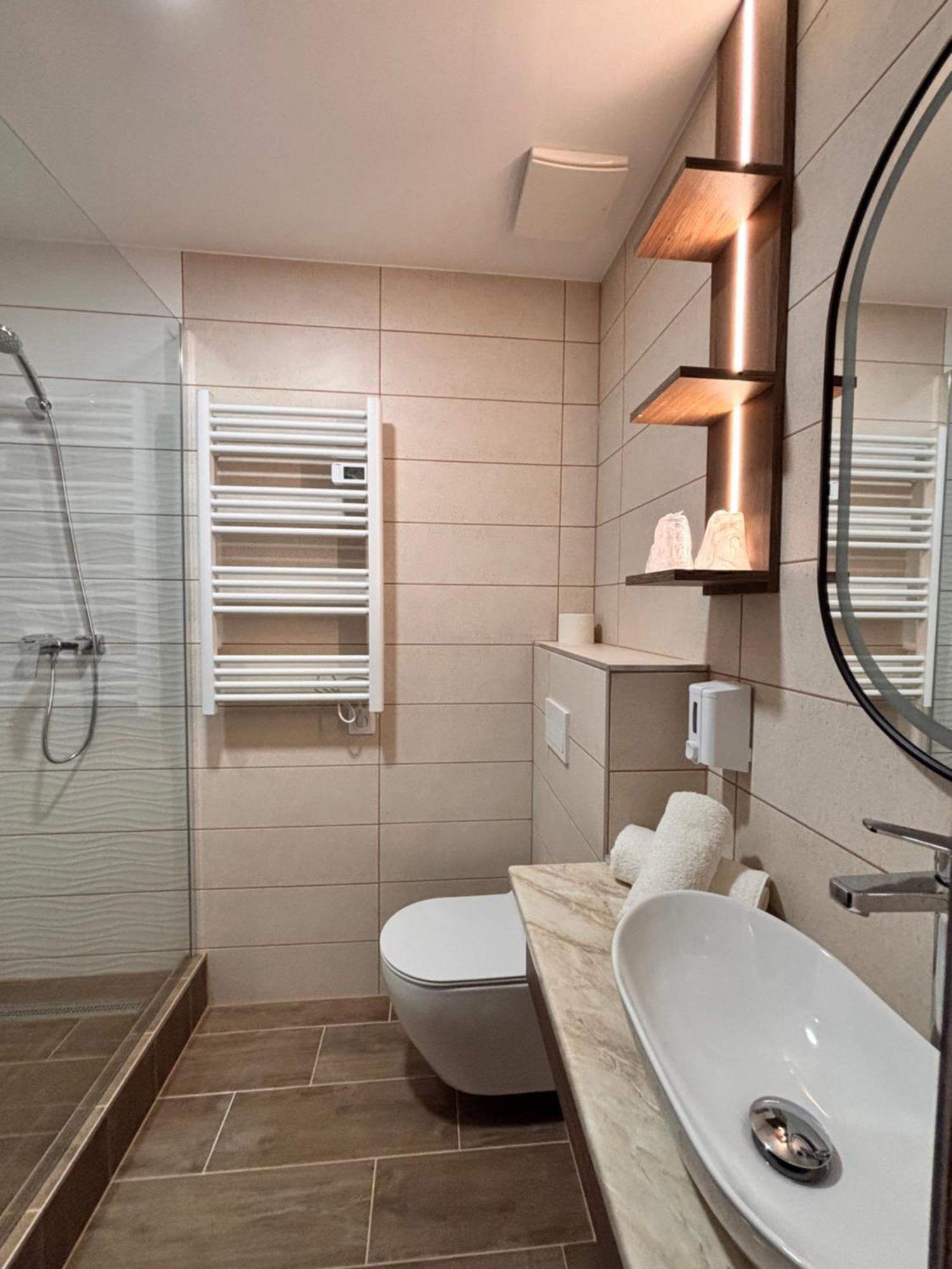 Hotel Erzsebet Hévíz المظهر الخارجي الصورة